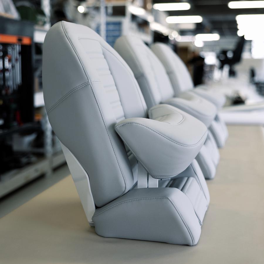 Besenzoni_Poltrona_P_465_helm seat (3)